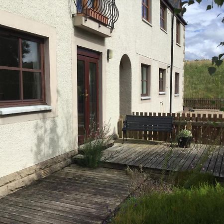 Two-Bedroom Apartment - Golf View Free Parking インヴァネス エクステリア 写真