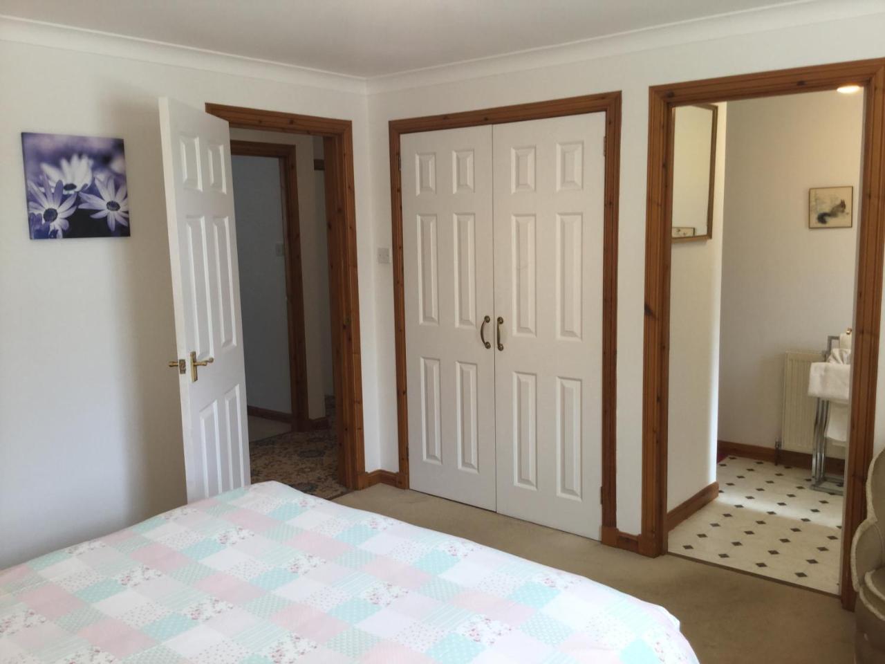 Two-Bedroom Apartment - Golf View Free Parking インヴァネス エクステリア 写真